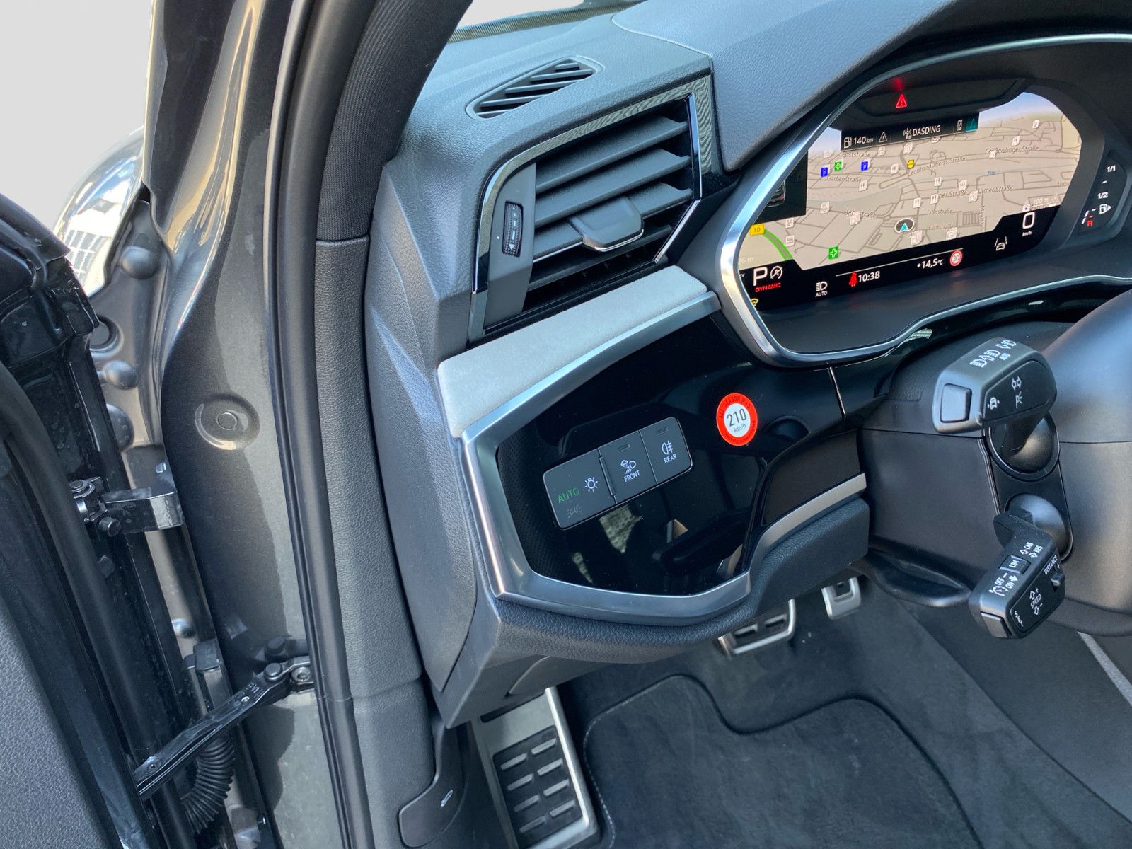 Audi Q3 Sportback 35TDI S-trc S line AHK LED Navi CAM
