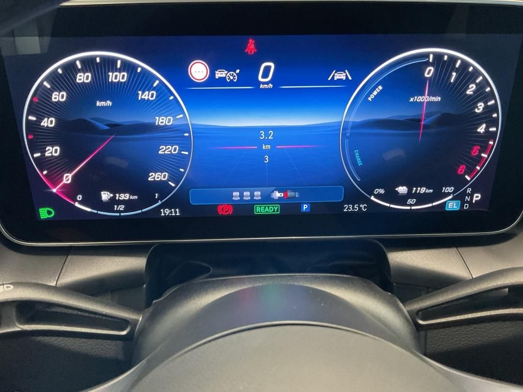 Mercedes-Benz GLC 300 de 4M EDITION AMG DISTRONIC PANO 360°AHK