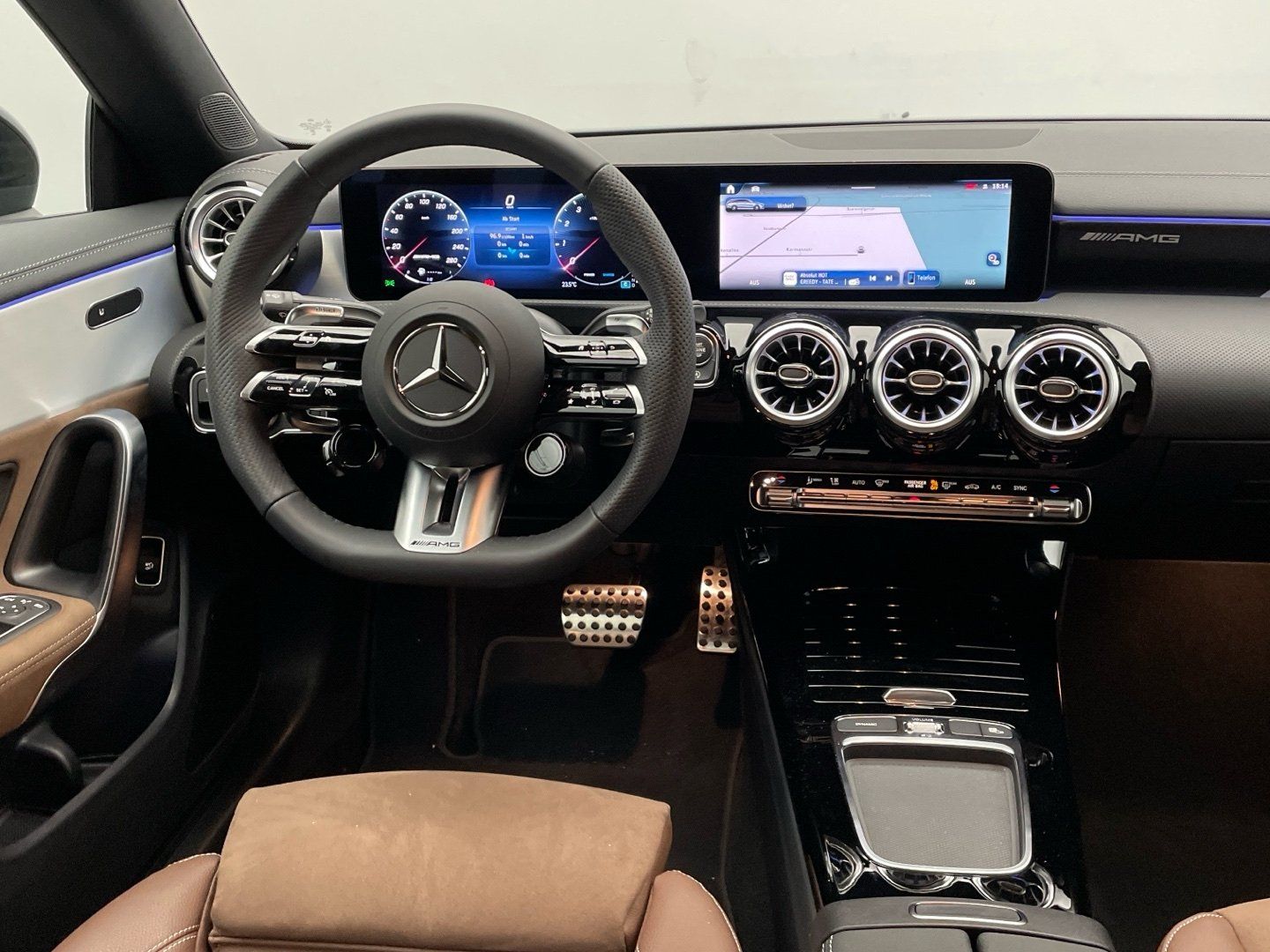 Mercedes-Benz CLA 35 AMG 4M - Samsaru's Car Outlet