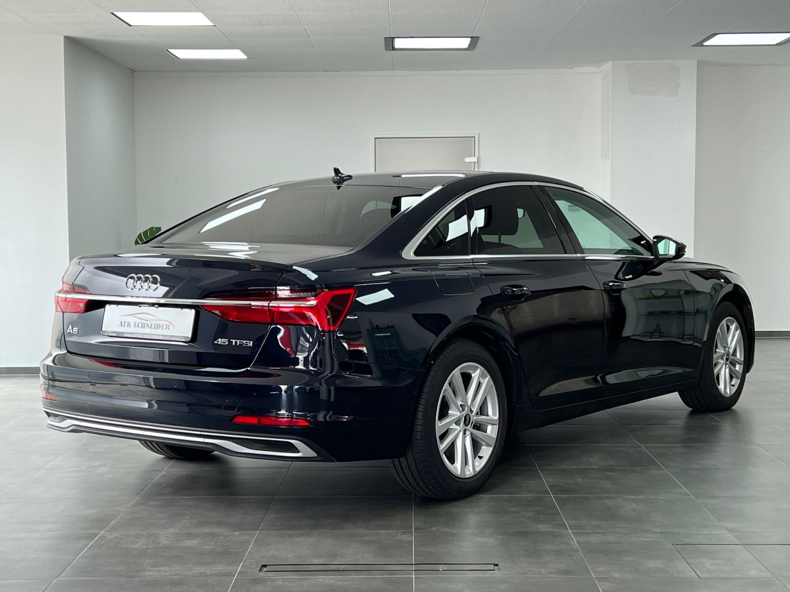 Audi A6 Lim. 45 TFSI advanced - Samsaru's Car Outlet