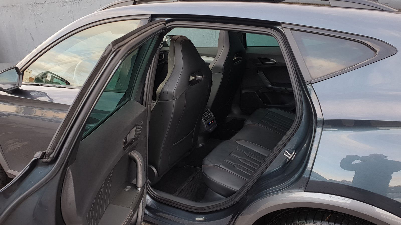 Cupra Formentor 1.4 e-HYBRID VZ DSG Pano/Leder/360/AHK