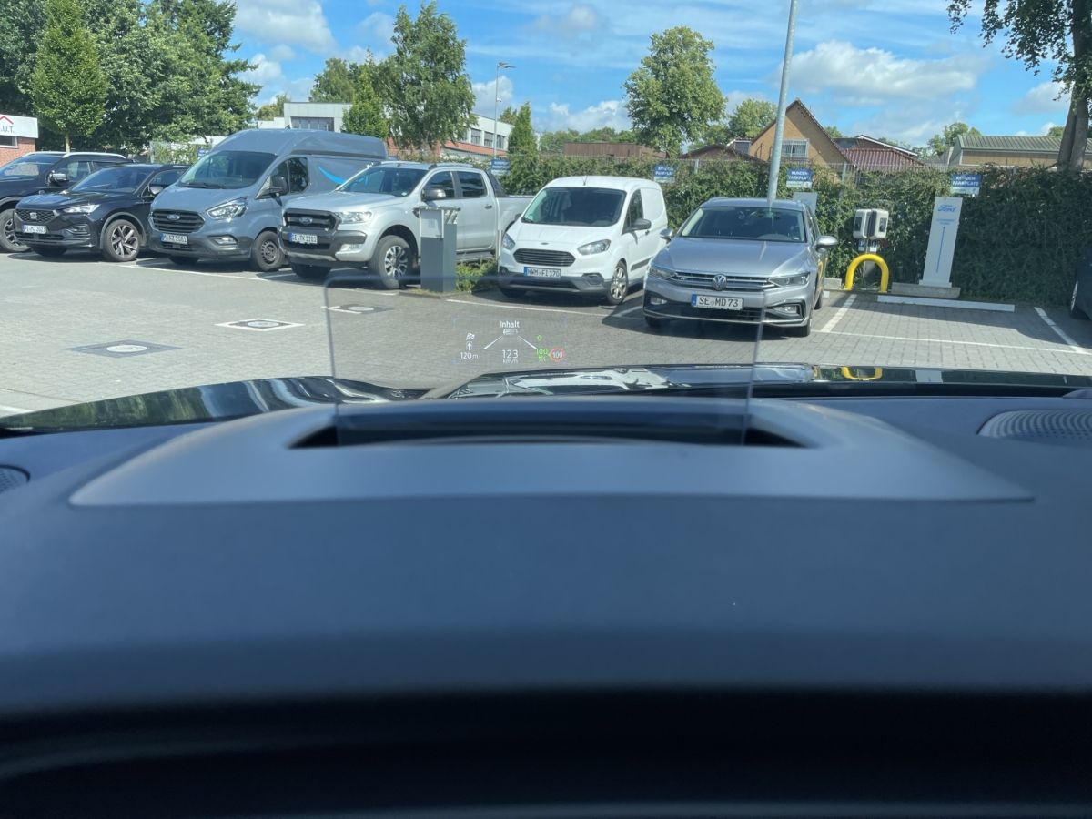 Ford Kuga ST-Line X - Samsaru's Car Outlet
