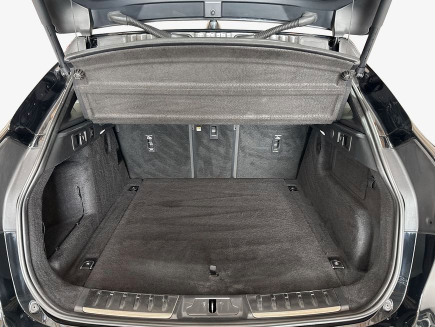 Jaguar F-Pace D300 AWD R-Dynamic SE