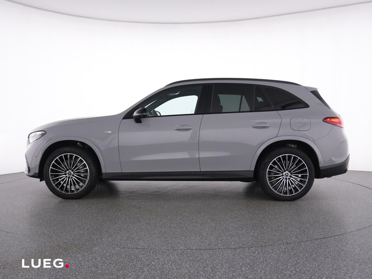 Mercedes-Benz GLC 300 de 4M AMG+NIGHT+20''+PANO+AHK+DIG.LIGHT+
