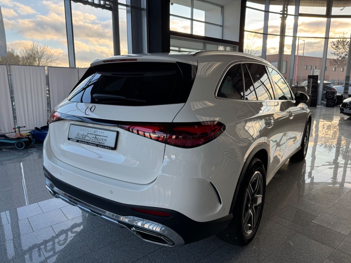 Mercedes-Benz GLC 220 d 4M AMG+Pano+AHK+Winter-Paket+Kamera