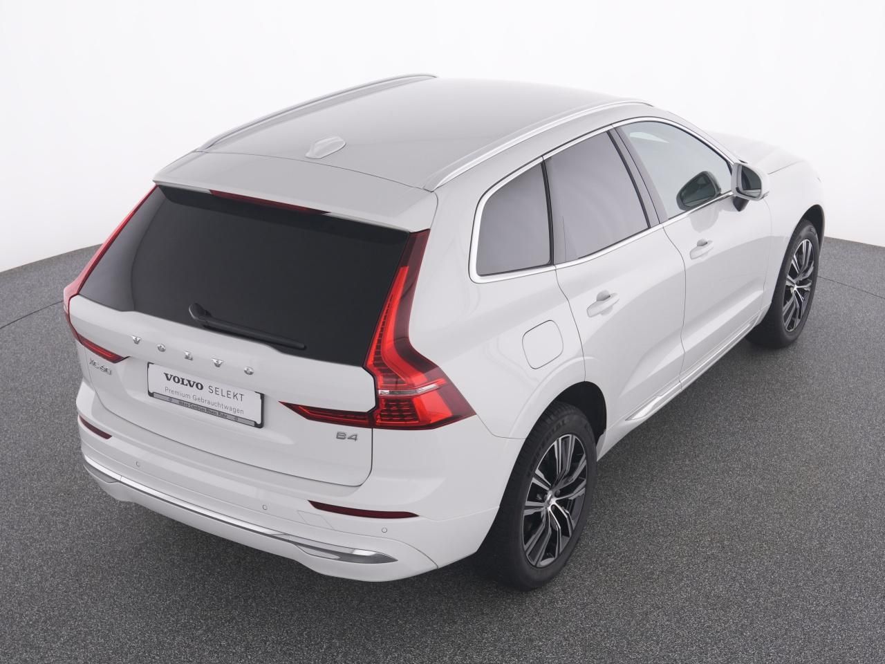 Volvo XC60 B4 Inscription - Samsaru's Car Outlet