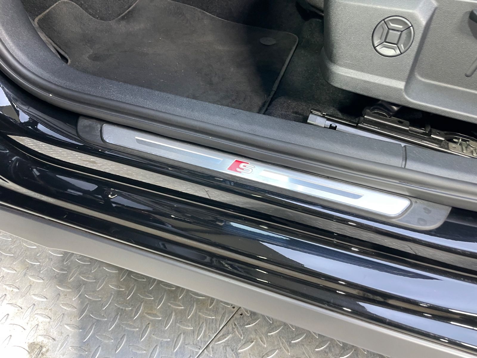 Audi A3 Limousine 35 TDI S line+LED+NAVI+ACC+DAB+SOUN