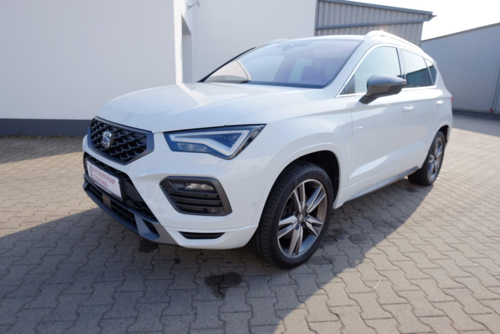 Seat Ateca FR 2.0 TDI DSG 4WD/Pano/Navi/AHK/Kam/ACC