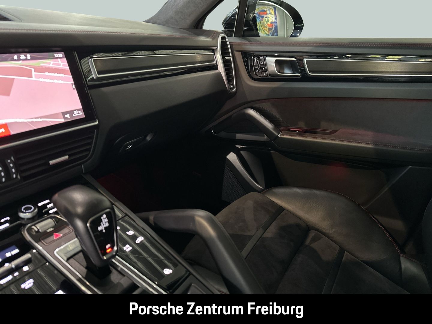 Porsche Cayenne GTS Coupe BOSE Sportabgasanlage LED