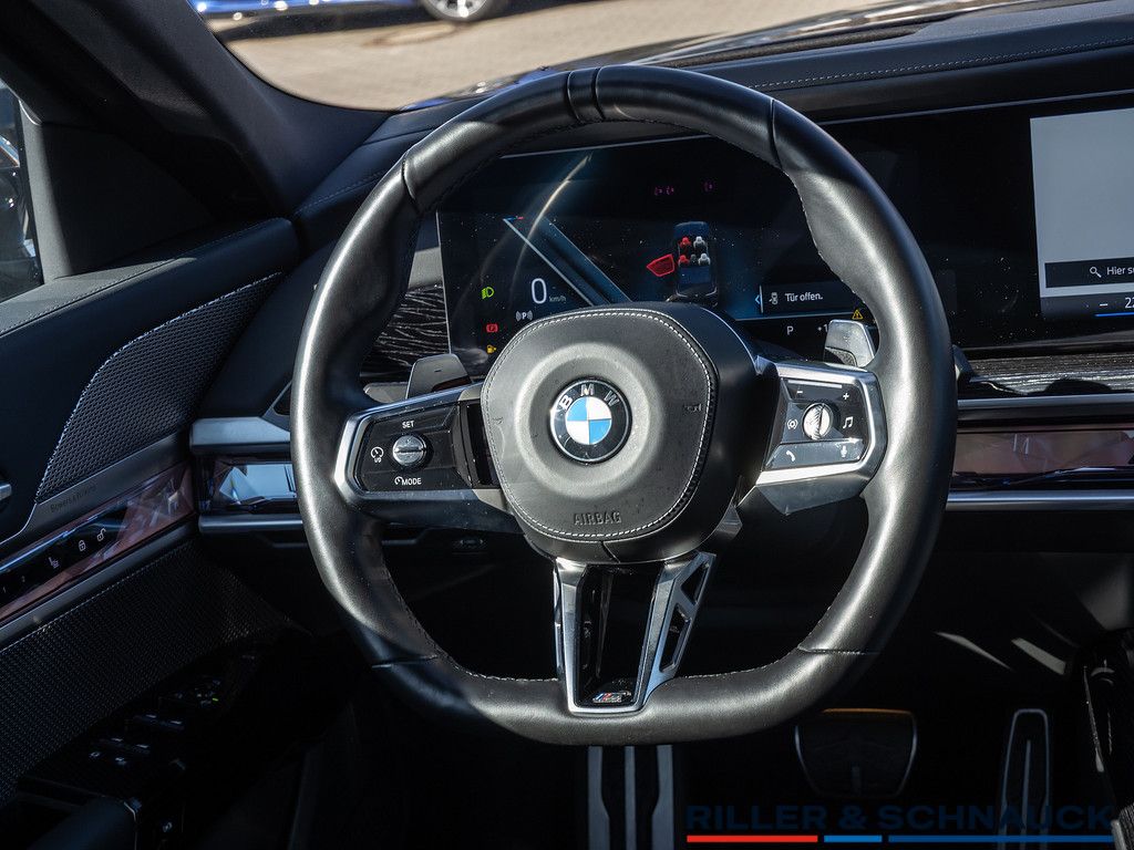 BMW 740d xDrive M-Sport STANDHZG+PANO-SKY+B&W