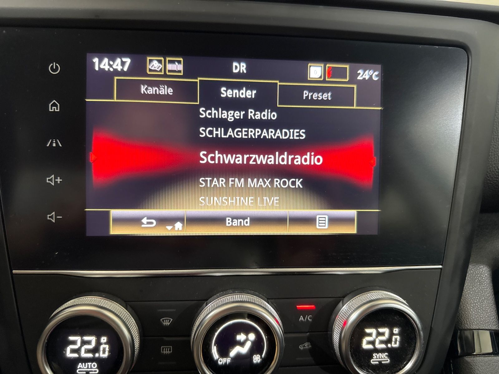 Renault Kadjar TCe 140 Aut.Business Edition - Samsaru's Car Outlet