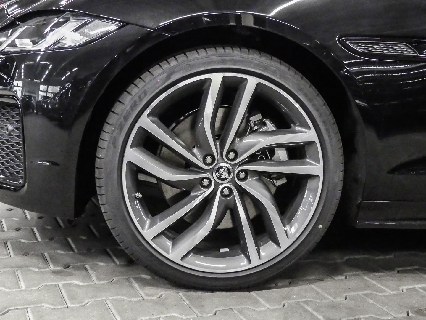 Jaguar XF Sportbrake R-Dynamic HSE AWD D200 Mild-Hybrid