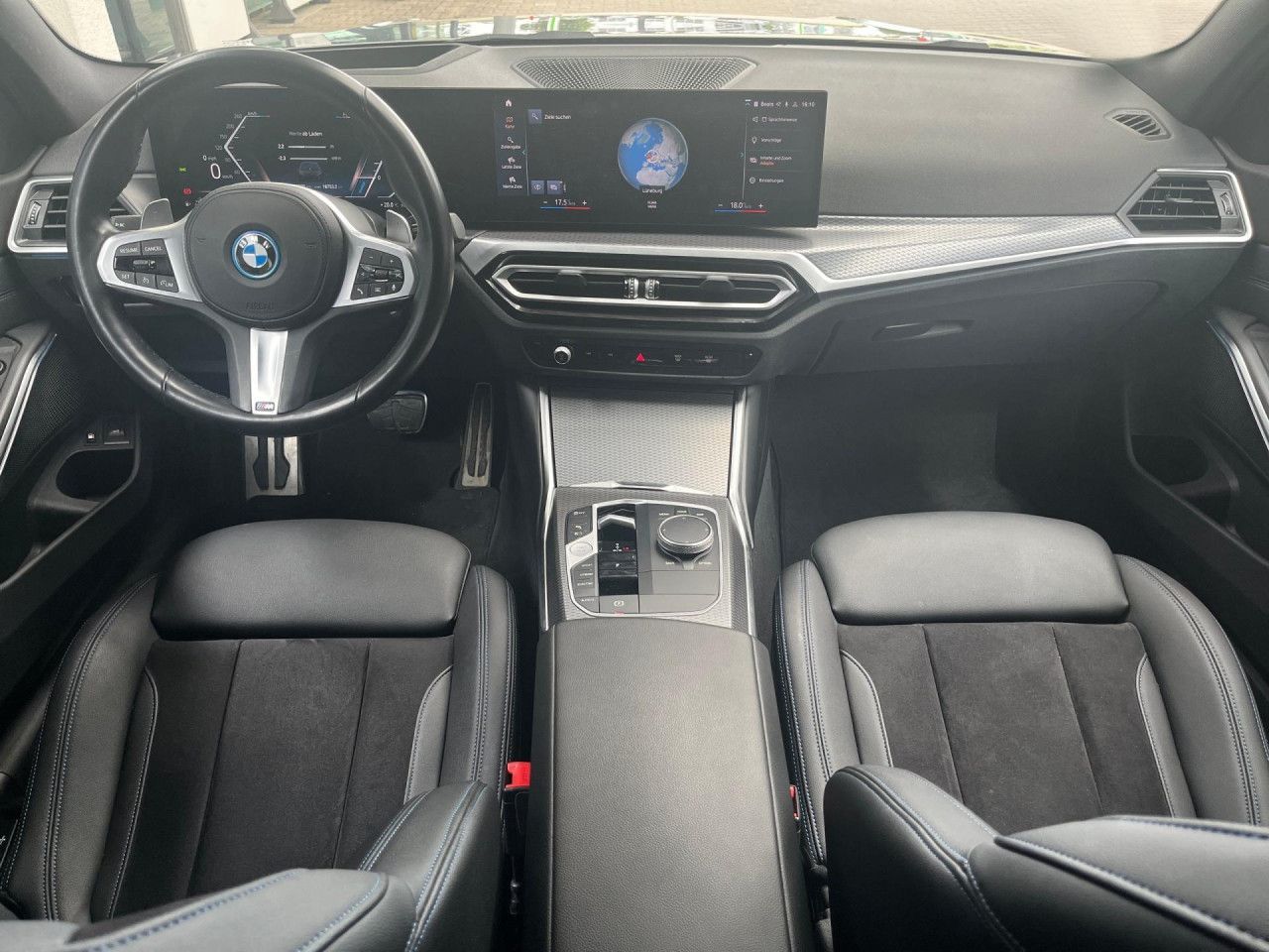 BMW 330e Touring M Sport - Samsaru's Car Outlet