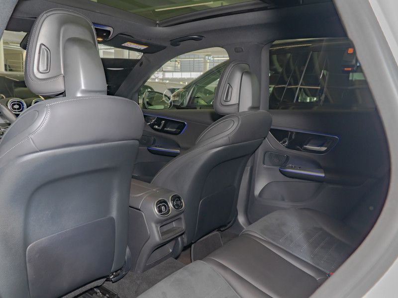 Mercedes-Benz GLC 300 d 4M AMG-Sport/Pano/AHK/Night/Distr/20'