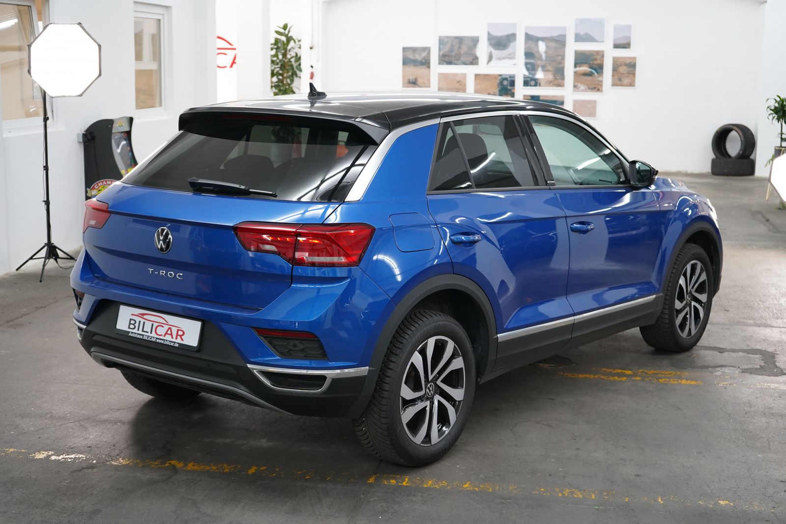 Volkswagen T-Roc 2.0 - Samsaru's Car Outlet