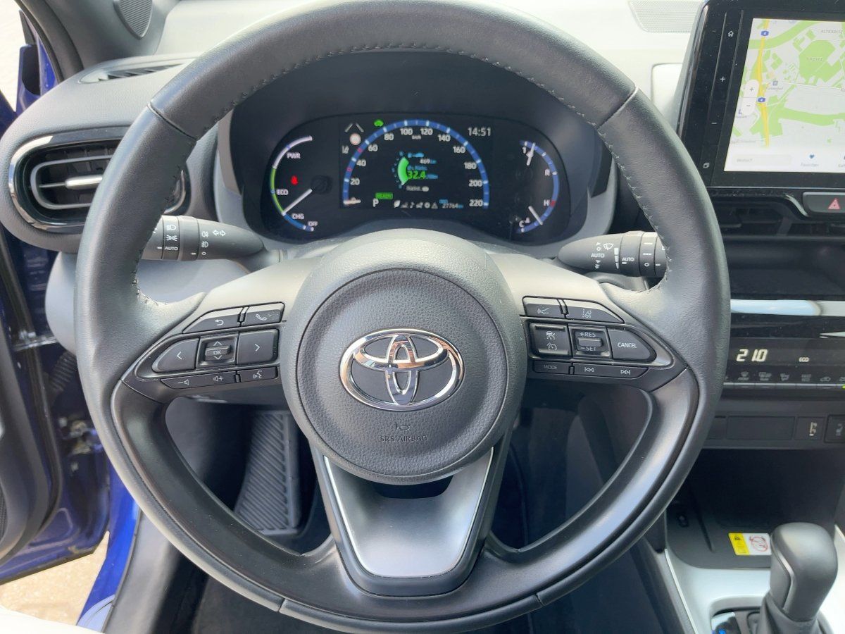 Toyota Yaris Cross 1.5 Hybrid Team D Navi*ACC*KAM*SHZ