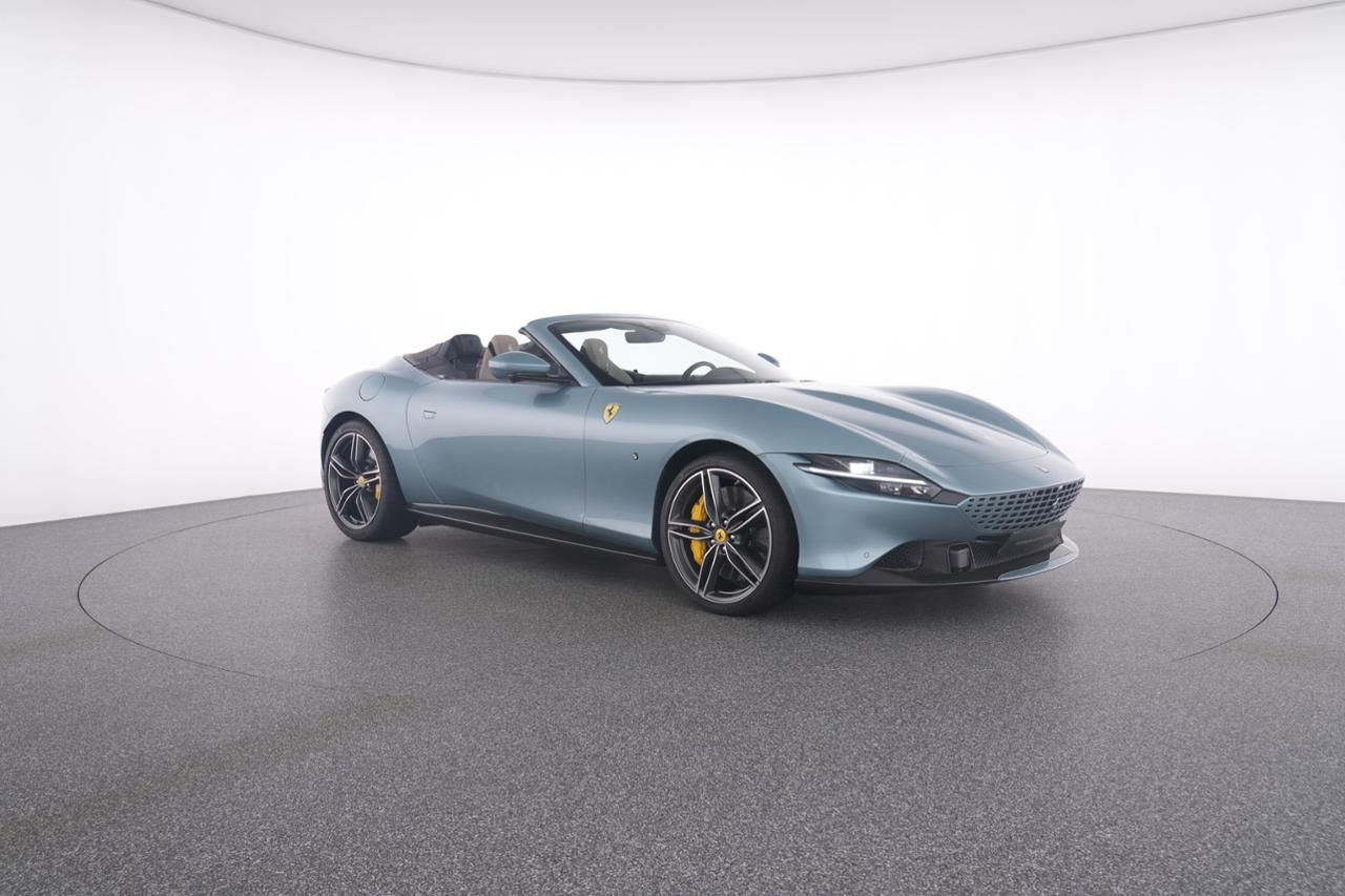 Ferrari Roma Spider - Samsaru's Car Outlet