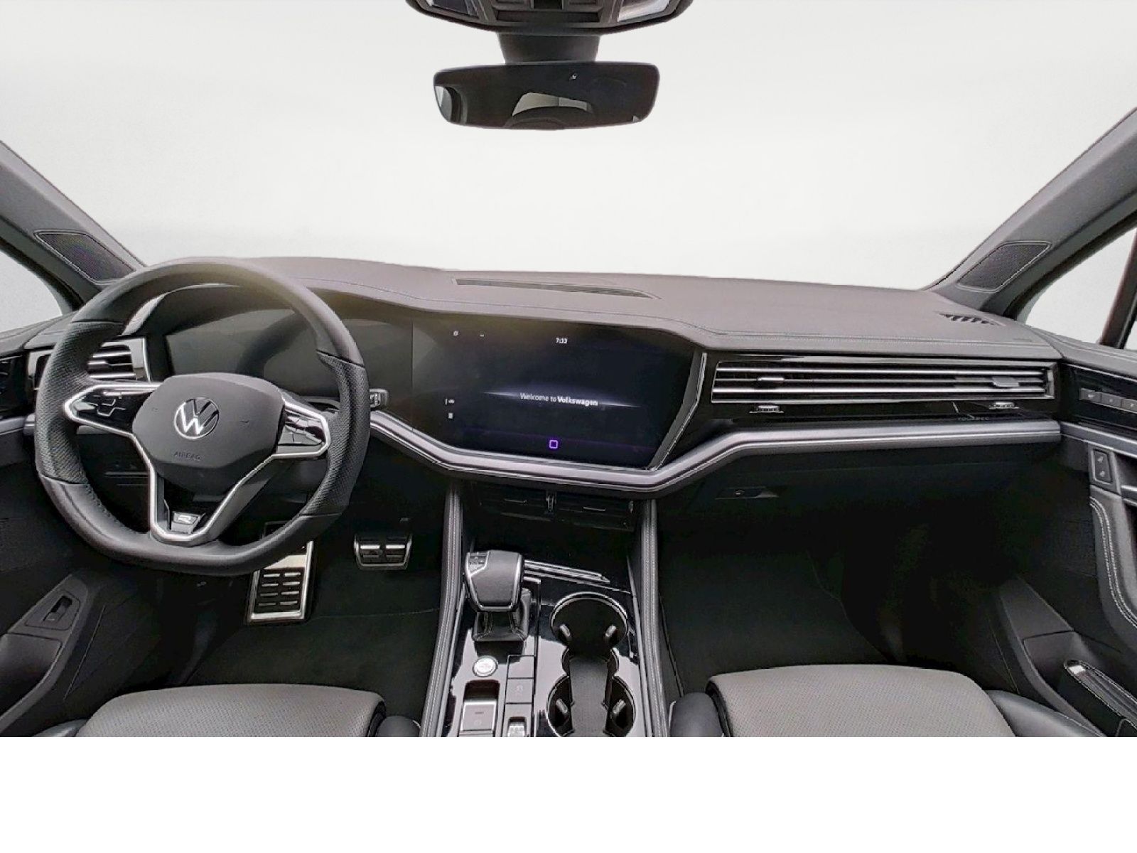 Volkswagen Touareg 3.0 TDI R-line Black - Samsaru's Car Outlet