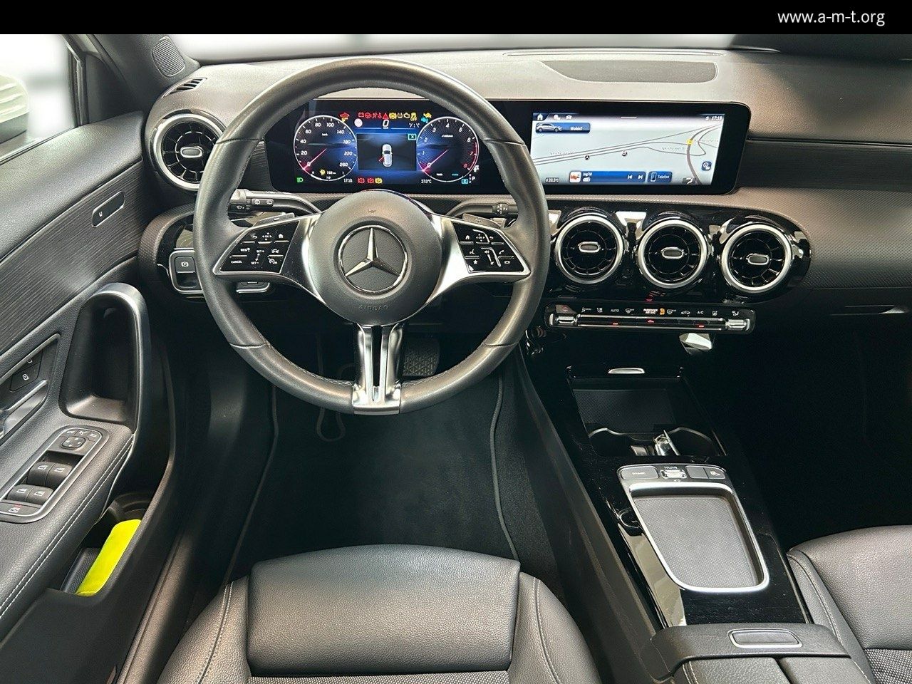 Mercedes-Benz A 200 Progressive Line - Samsaru's Car Outlet