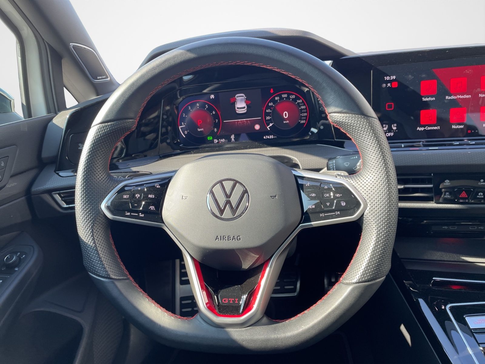 Volkswagen Golf GTI Clubsport 2.0 TSI DSG Black Style  Head