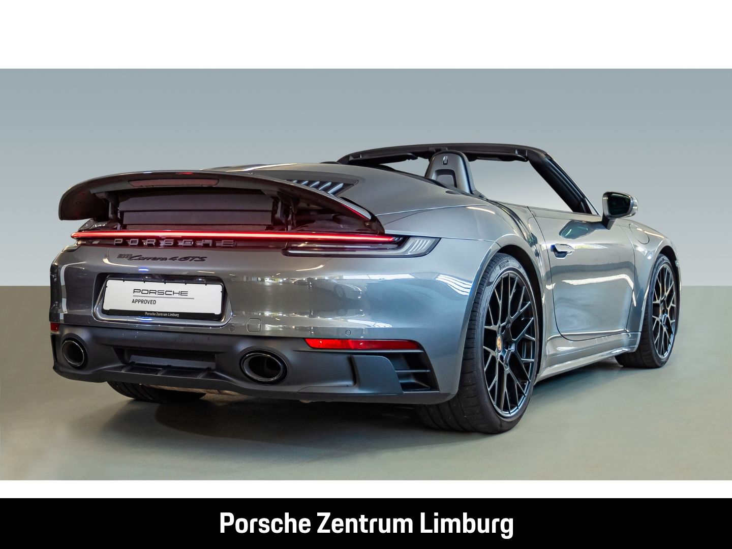Porsche 992 911 Carrera 4 GTS Cabriolet LiftsystemVA LED