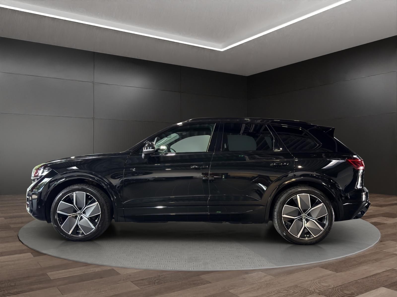 Volkswagen Touareg 3.0 V6 TDI 4M R-Line*AHK*HuD*PANO*LEDER*