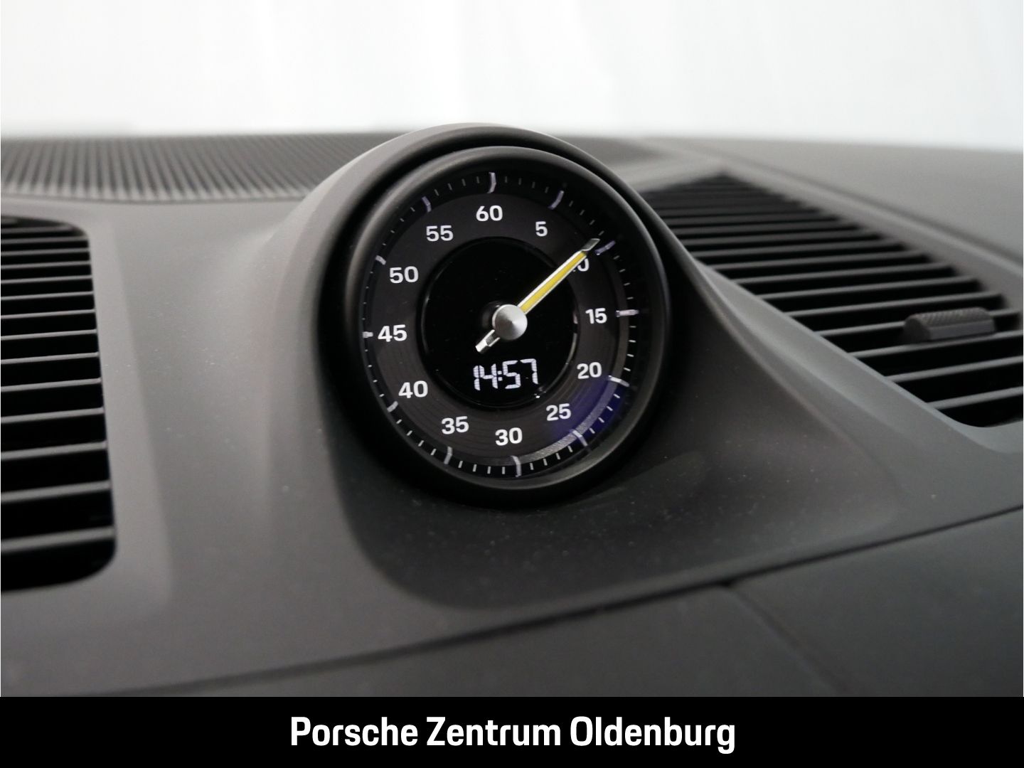 Porsche Cayenne Turbo E-Hybrid Coupe mit GT-Paket PTS