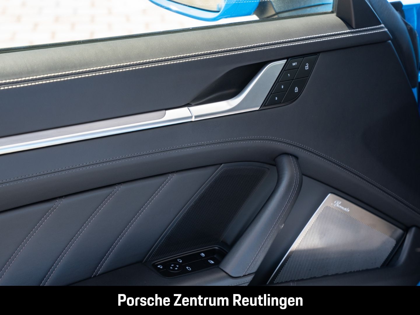 Porsche 992 911 Turbo S Burmester InnoDrive HA-Lenkung