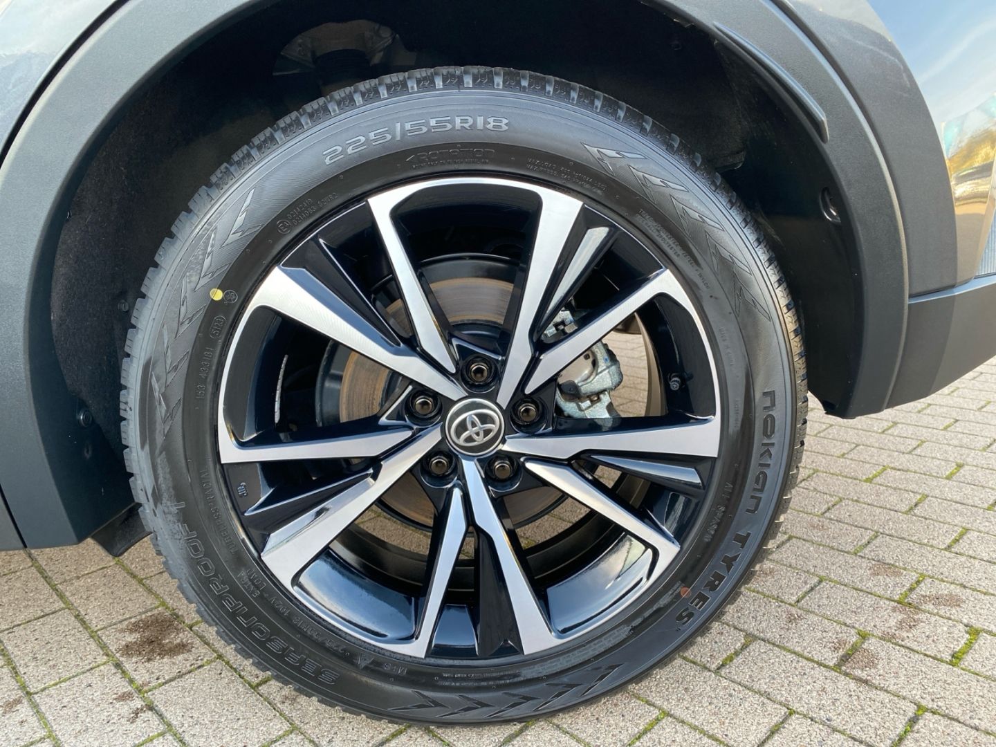 Toyota C-HR 1.8 Hybrid Team D *LED*el Heck*ACC*CAM*SHZ*