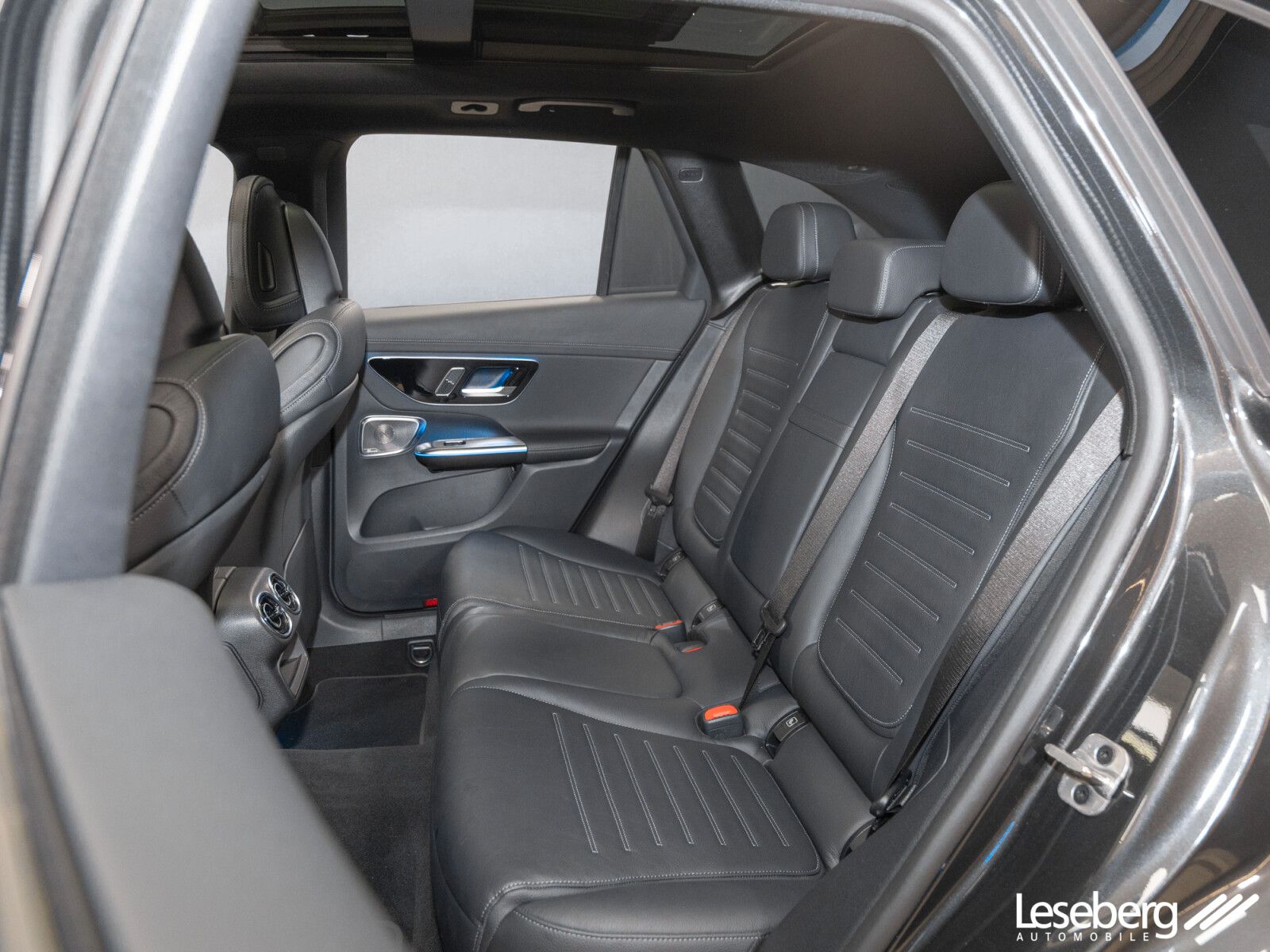 Mercedes-Benz GLC 300 de 4M AMG DIG.LIGHT /Pano/AHK/Distronic/