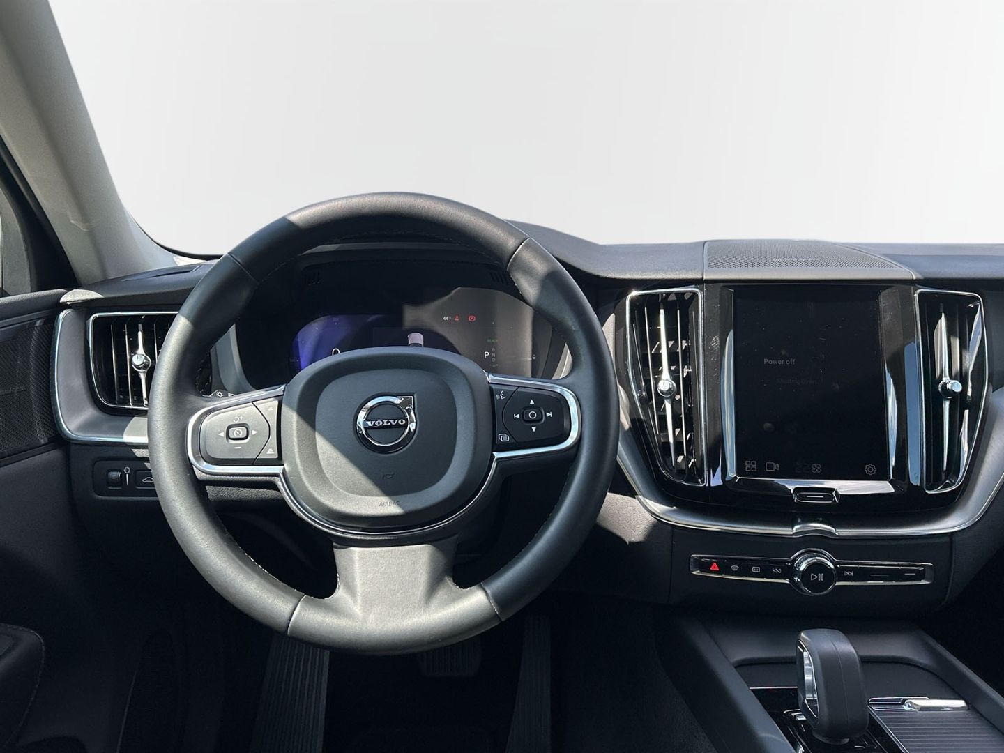 Volvo XC60 Recharge T6 AWD Inscription - Samsaru's Car Outlet