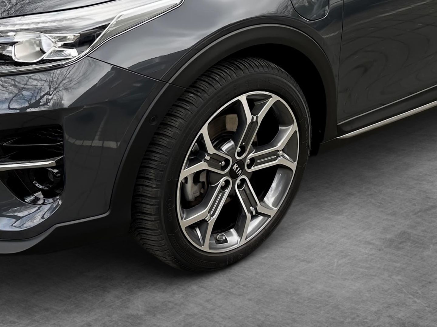 Kia XCeed PLATINUM Plug-in Hybrid - Samsaru's Car Outlet