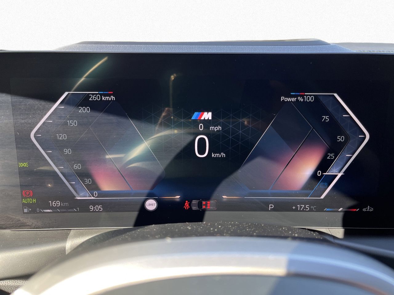 BMW 330i xDr T M SPORT AdLED,AHK,360°,HiFi,HUD,St
