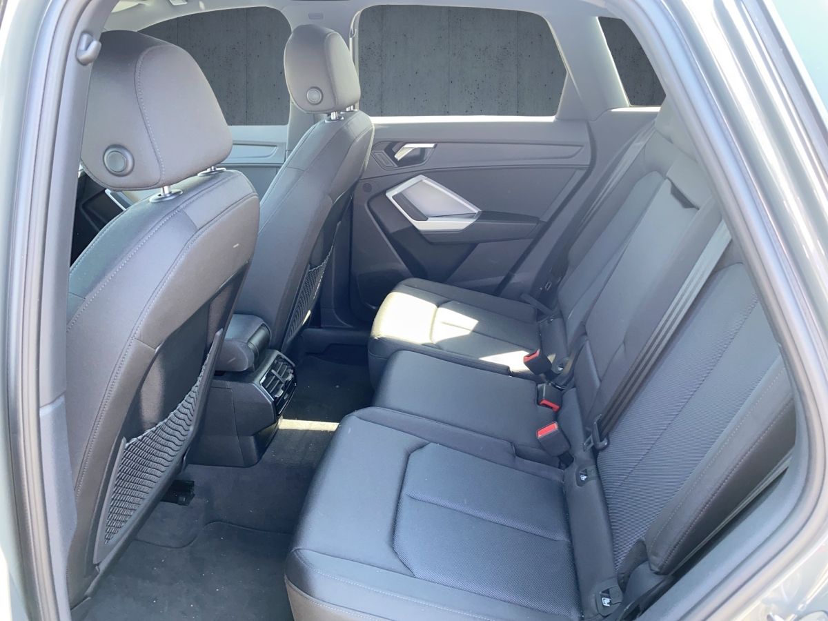 Audi Q3 45 TFSI quattro S line - Samsaru's Car Outlet