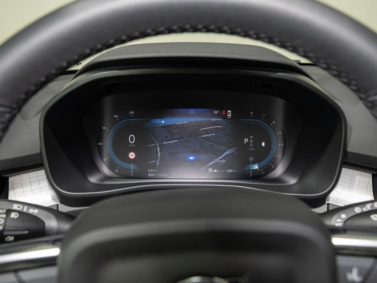 Volvo XC 40 B3 - Samsaru's Car Outlet