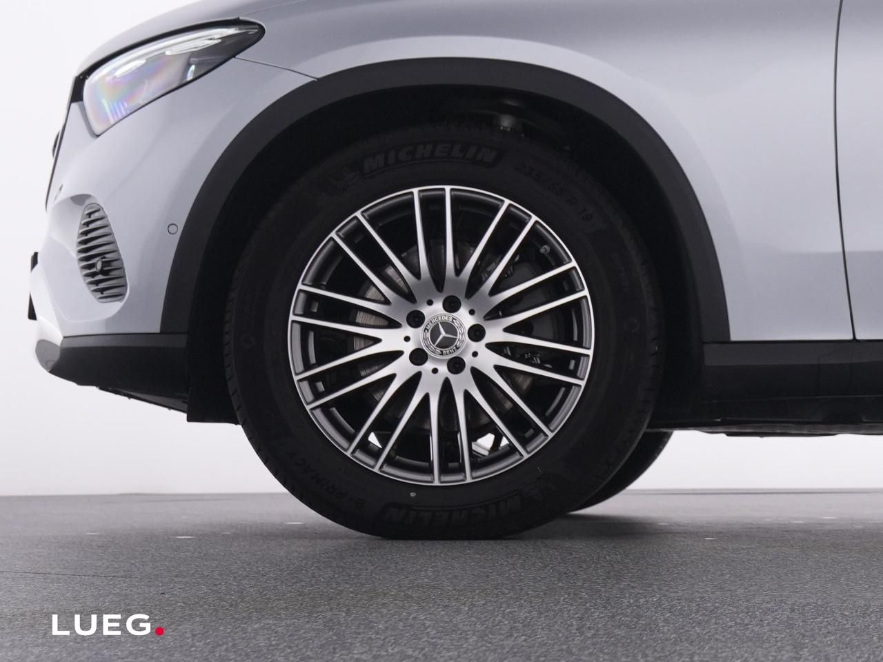 Mercedes-Benz GLC 220 d 4M AVANTGARDE+19''+PANO+AHK+DIG.LIGHT+