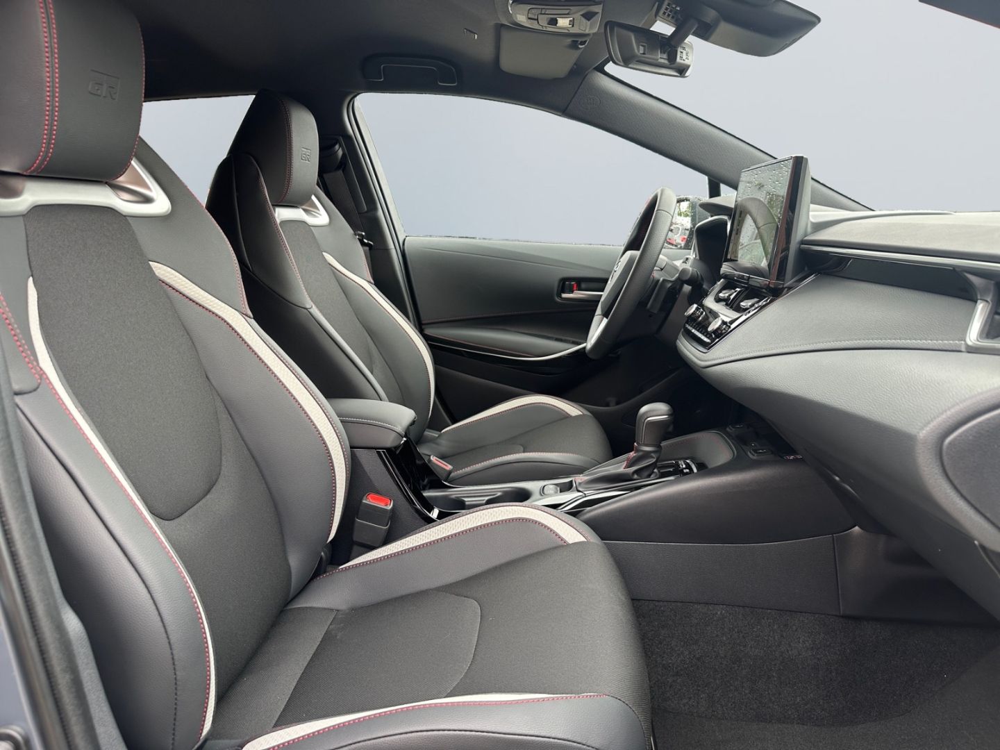 Toyota Corolla 2.0 Hybrid TS GR Sport *Bi-LED*el. Heckk