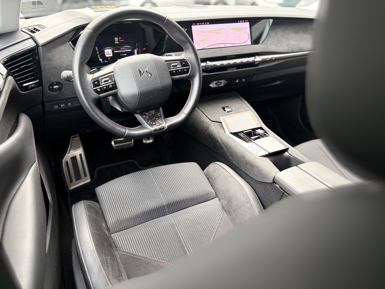 DS Automobiles DS4  PERFORMANCE LINE +ALCANTARA*LED*PANORAMA*
