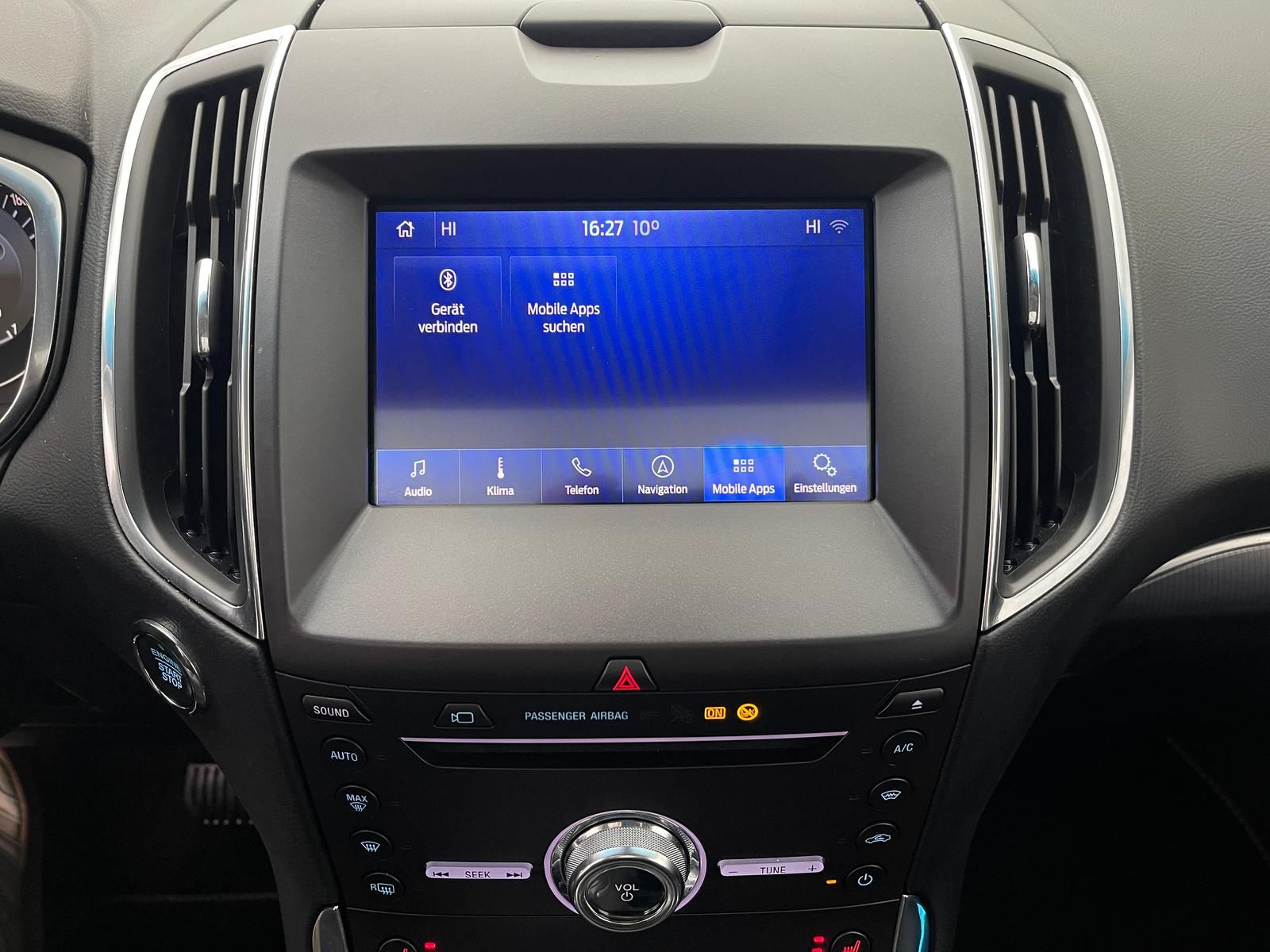 Ford Edge Titanium 4x2 *KAM*AHK*MATRIX*PANO*ACC*B&O*