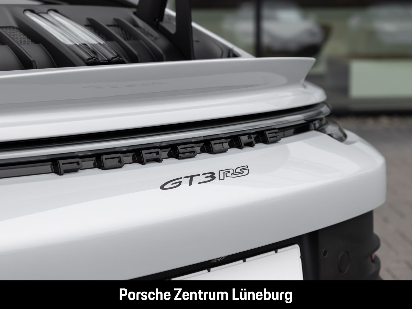 Porsche 992 911 GT3 RS - Samsaru's Car Outlet