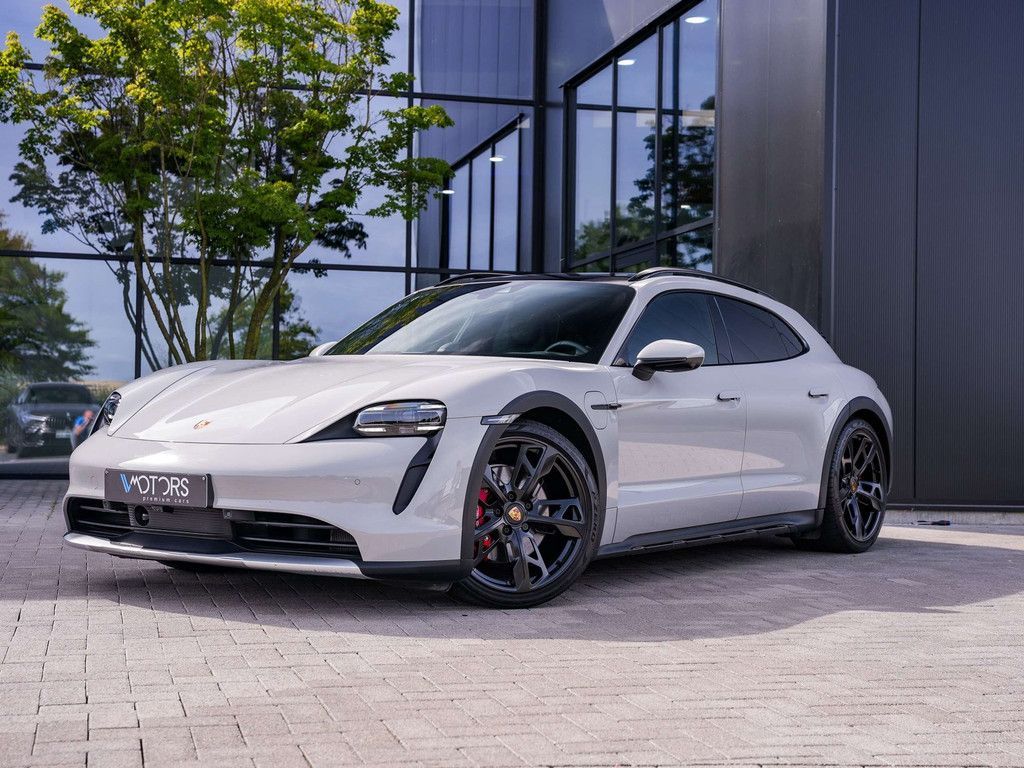 Porsche Taycan Cross Turismo 4S 93.4 kWh - ACC - Bose -