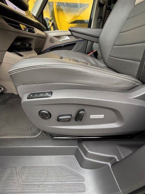 Volkswagen T7 Multivan - Samsaru's Car Outlet