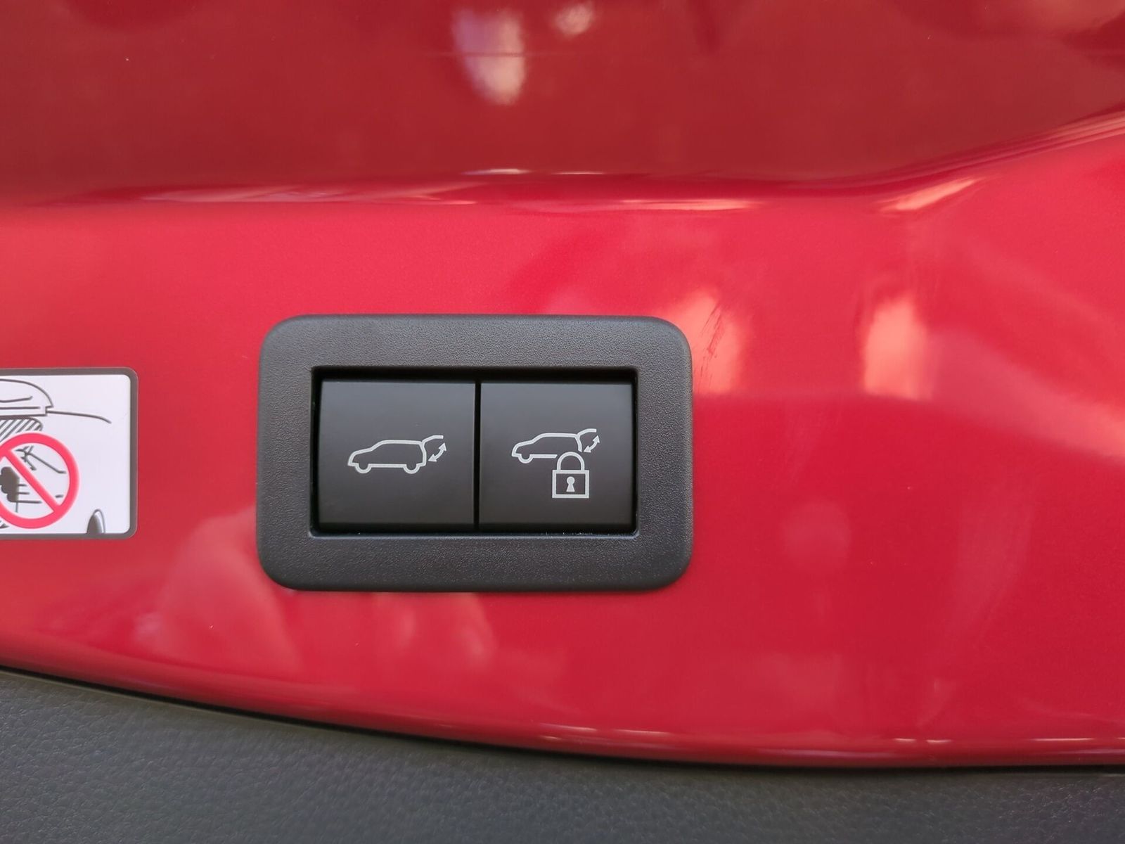 Toyota C-HR Plug-In Team D ACC, RFK. SHZ, Klima, DAB