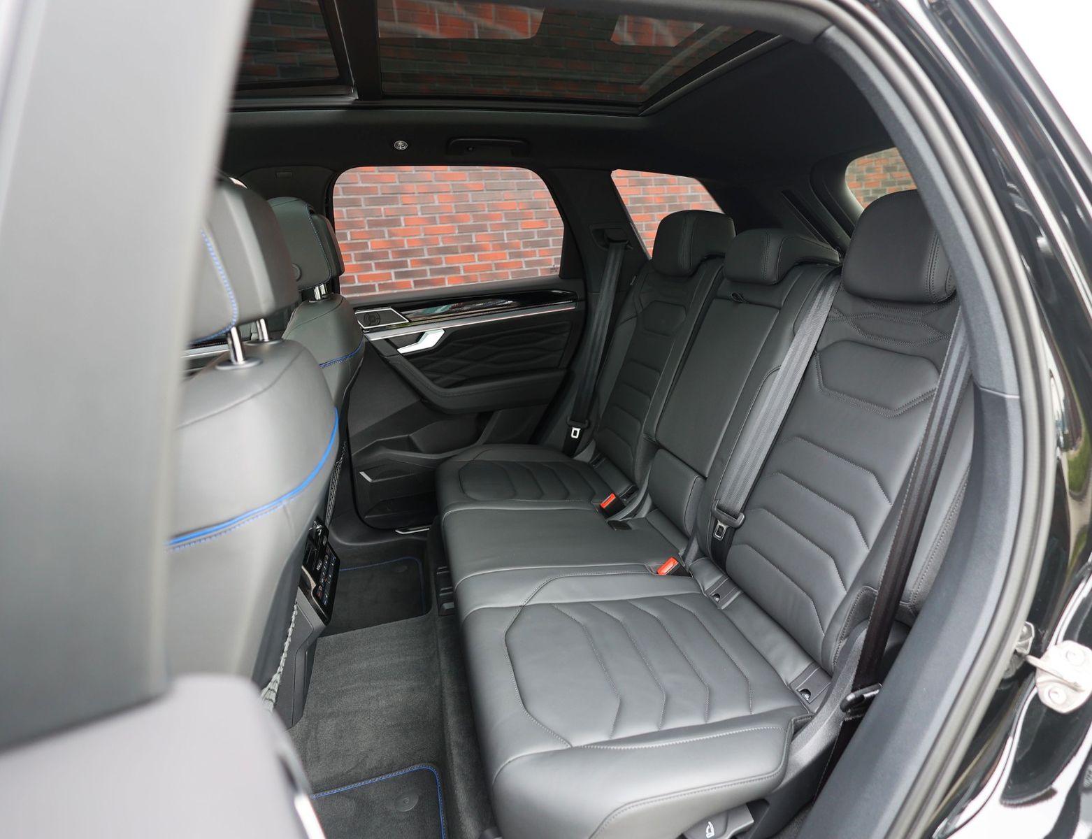 Volkswagen Touareg 3.0 TSI eHybrid 4Motion R