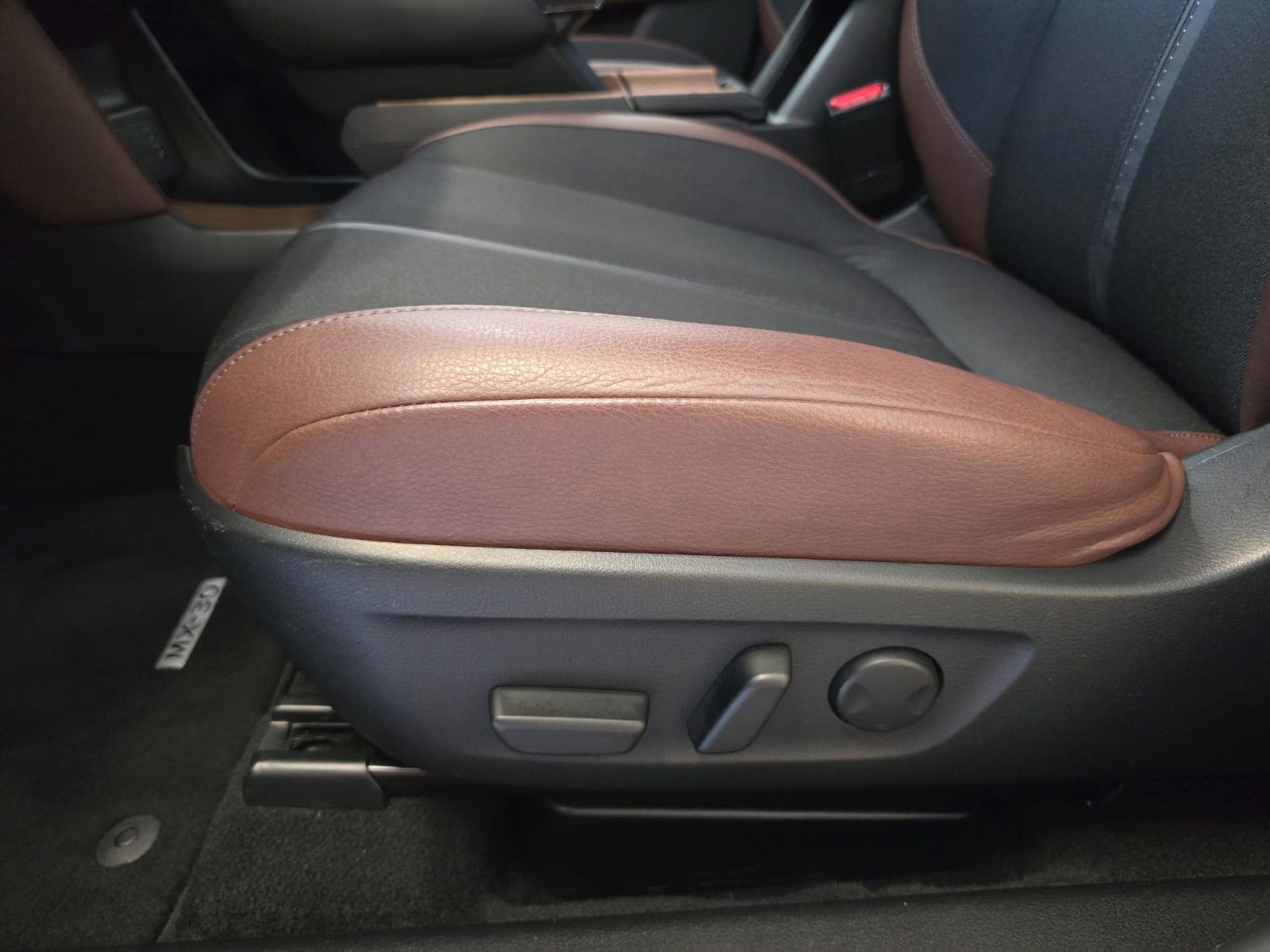 Mazda MX-30 e-SKYACTIV *KOM-P*IV-P*PRE-P*HUD*BOSE*360°