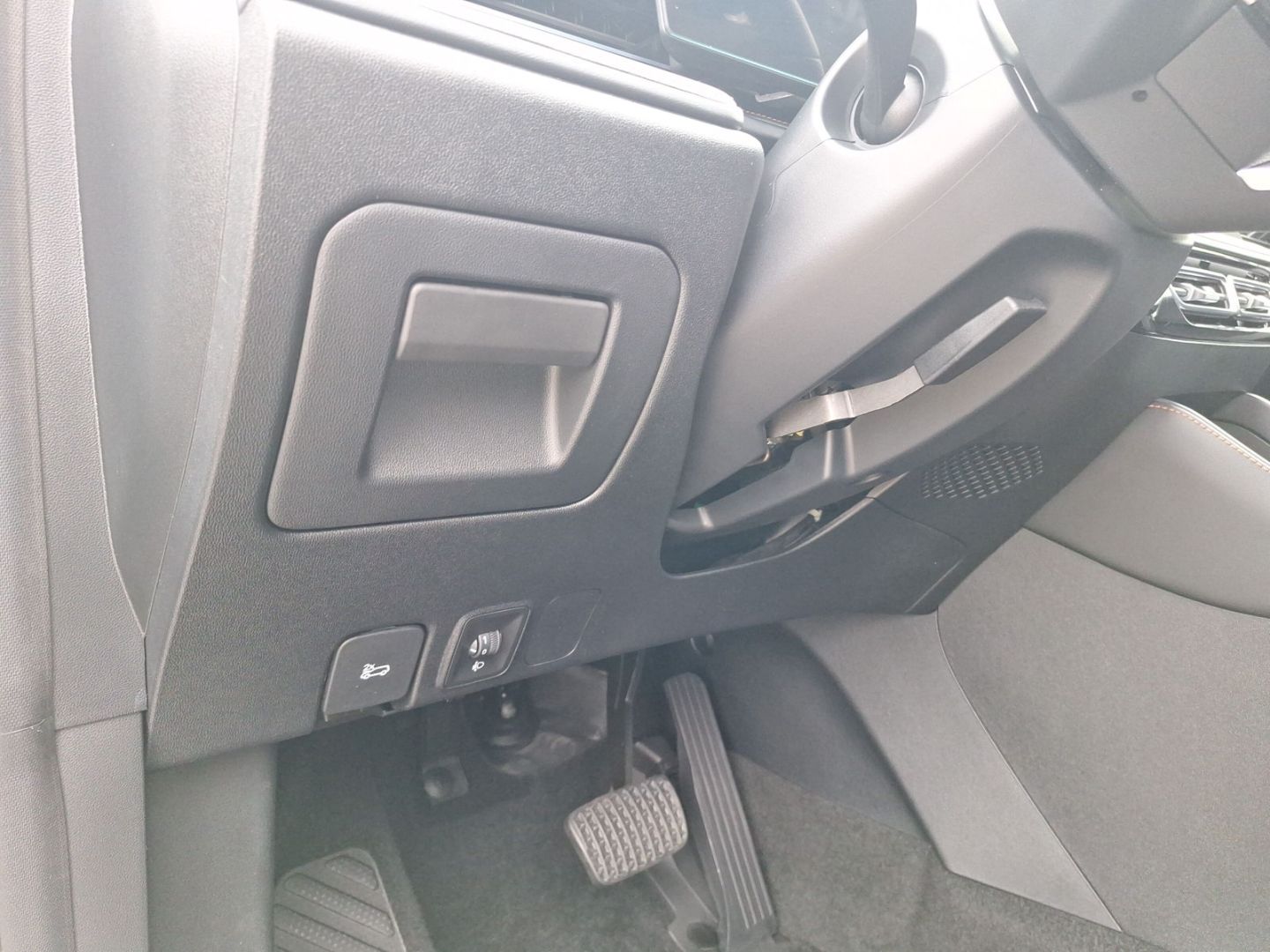 MG HS Hybrid+ Luxury LED LHZ 360° SHZ Navi Tempomat
