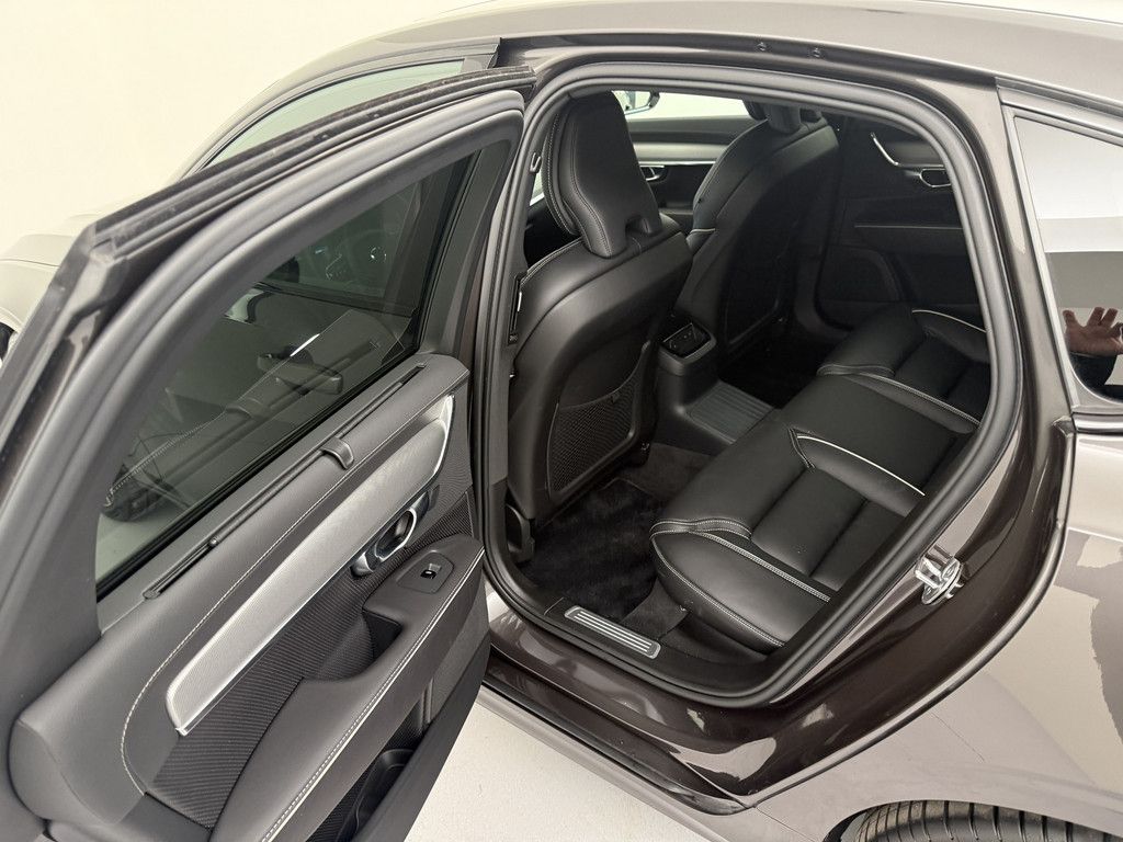 Volvo S90 T8 Plus Dark Plug-In Hybrid AWD