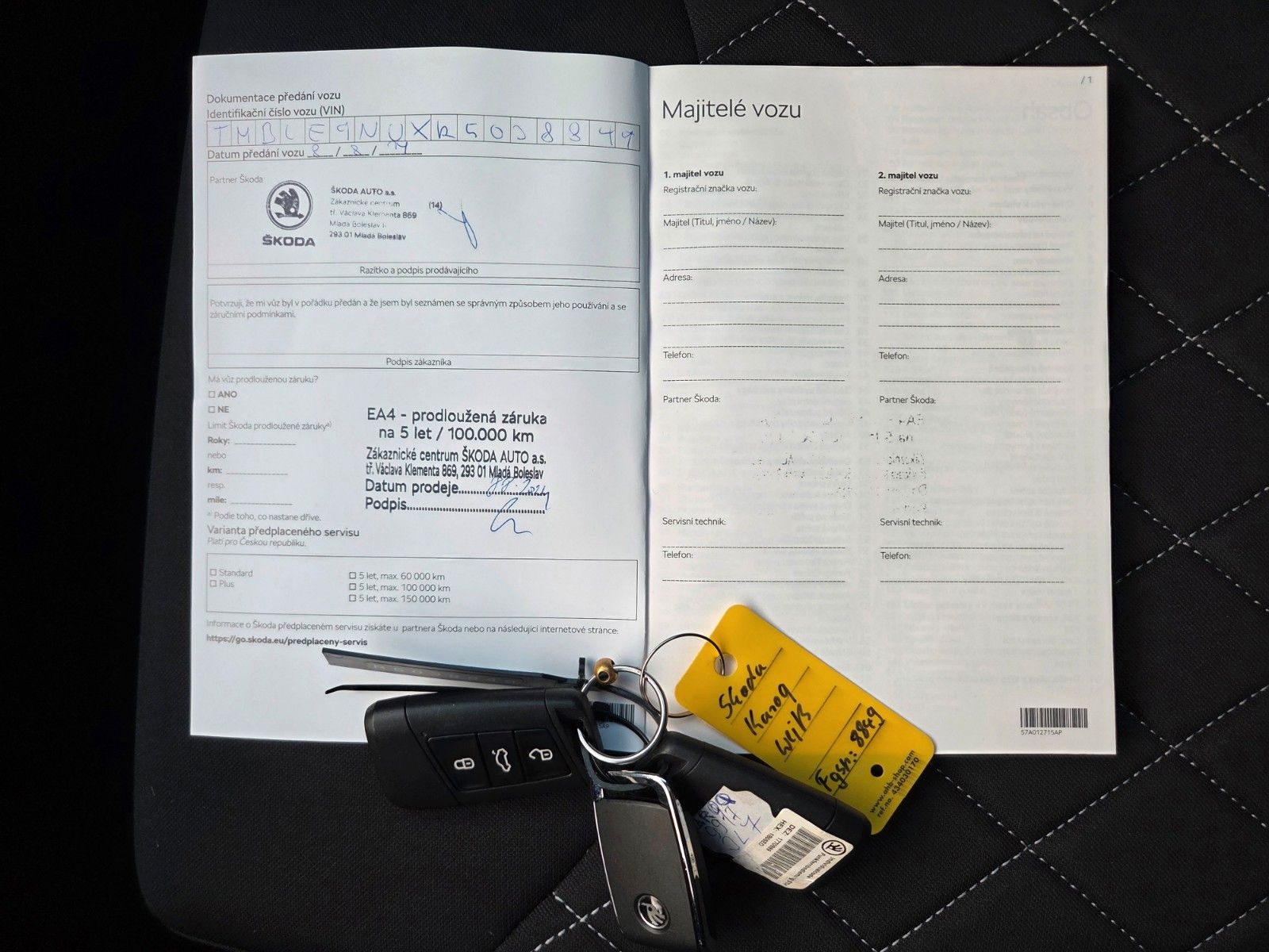Skoda Karoq Sportline 4x4 DSG*STHEIZ*AHK*VOLL*WG-2029*