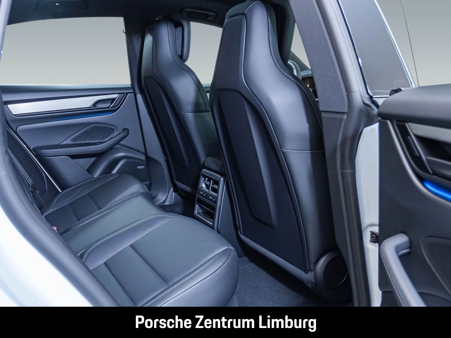 Porsche Macan 4 BOSE Surround-View Panorama Luftfederung