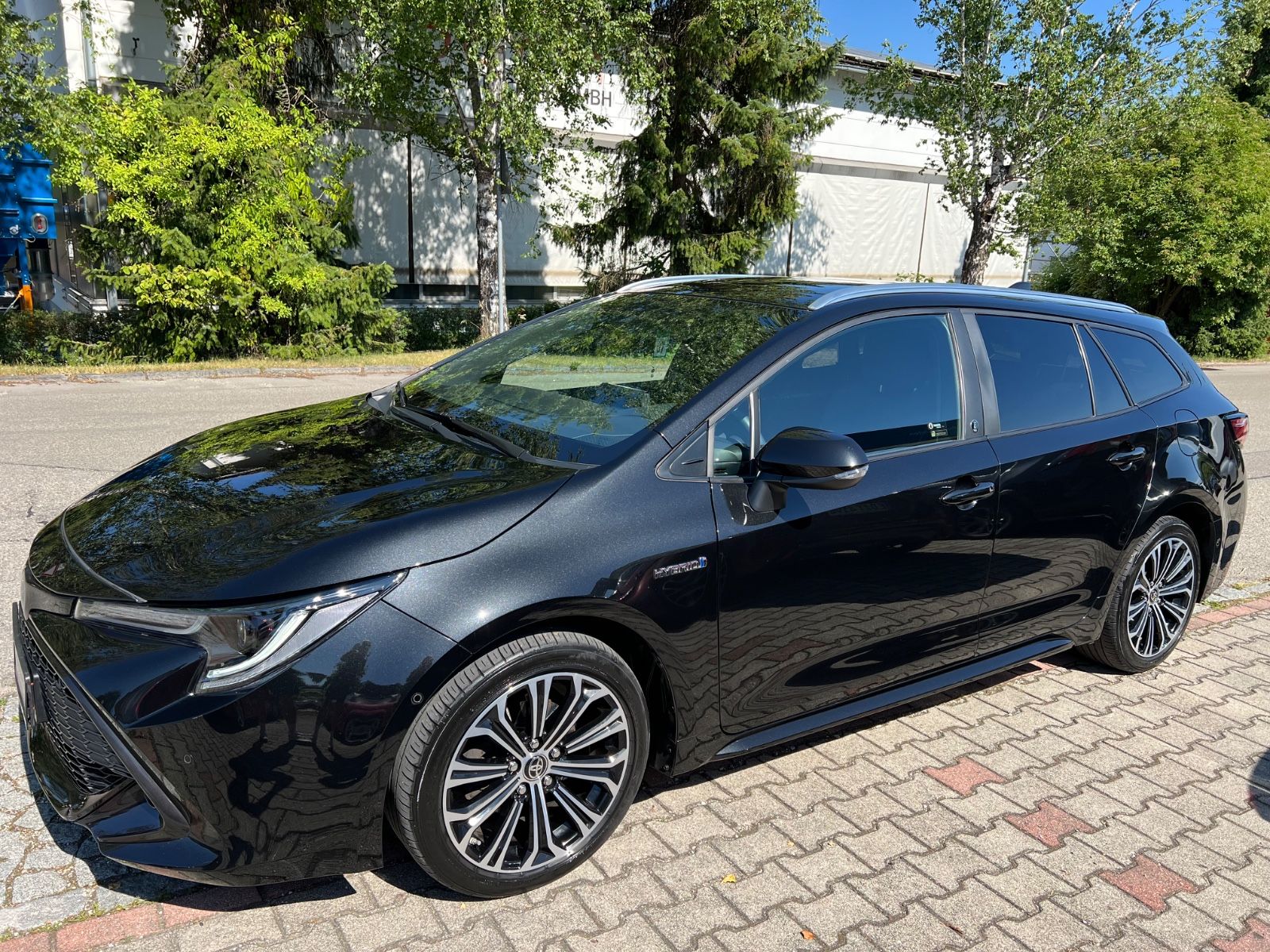 Toyota Corolla 1.8 Hybrid TeamD Touring Sports - Samsaru's Car Outlet